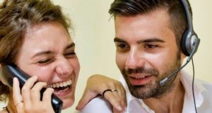 Жуликам удалось обмануть даже сотрудника банка. Он перевел им почти 300 тысяч рублей Жуликам удалось обмануть даже сотрудника банка. Он перевел им почти 300 тысяч рублей