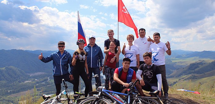 В День флага России состоялись спортивно-патриотические мероприятия