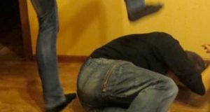 Гость из Алтайского края до смерти избил жителя Рыбалки Гость из Алтайского края до смерти избил жителя Рыбалки