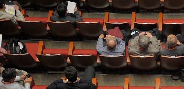 «И так семь раз подряд»: онгудайские депутаты снова сорвали сессию райсовета