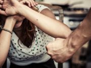 Домашнего тирана, истязавшего жену, отправили в колонию-поселение Домашнего тирана, истязавшего жену, отправили в колонию-поселение