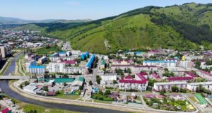 В Горно-Алтайске продолжается выполнение программы благоустройства дворовых территорий