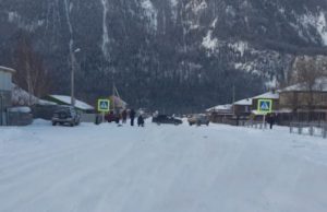 Водитель, насмерть сбивший пешехода в Акташе, гнался за ушедшей от него сожительницей Водитель, насмерть сбивший пешехода в Акташе, гнался за ушедшей от него сожительницей