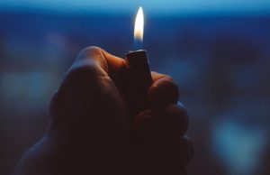 Мужчина поджег гараж владельца маральника за то, что тот отказался принять его на работу Мужчина поджег гараж владельца маральника за то, что тот отказался принять его на работу