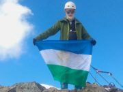 70-летний писатель и путешественник из Башкирии взошел на Белуху 70-летний писатель и путешественник из Башкирии взошел на Белуху