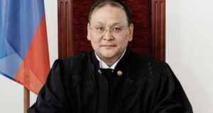 Председателем Арбитражного суда Республики Алтай хочет стать Денис Молокшонов