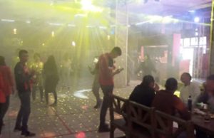 В барах и ночных клубах Горно-Алтайска грубо нарушают «антиковидные» нормы В барах и ночных клубах Горно-Алтайска грубо нарушают «антиковидные» нормы