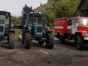 Лесоводы республики получили колесные тракторы и пожарную автоцистерну Лесоводы республики получили колесные тракторы и пожарную автоцистерну