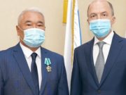 Олег Хорохордин вручил Владимиру Кончеву Орден Дружбы Олег Хорохордин вручил Владимиру Кончеву Орден Дружбы