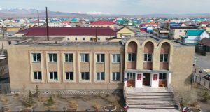 В Кош-Агачском районе готовятся на неделю приостановить работу магазинов и «заморозить жизнь» В Кош-Агачском районе готовятся на неделю приостановить работу магазинов и «заморозить жизнь»