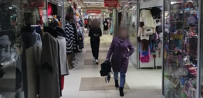 В торговых центрах проверили соблюдение масочного режима. Спойлер — соблюдают плохо