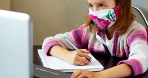 В четырех школах учебный год начался с дистанционного обучения В четырех школах учебный год начался с дистанционного обучения