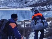Спасатели обнаружили и доставили в Горно-Алтайск тело утонувшего фотохудожника Спасатели обнаружили и доставили в Горно-Алтайск тело утонувшего фотохудожника