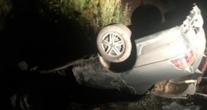Ночью в Горно-Алтайске перевернулась Toyota Corolla Ночью в Горно-Алтайске перевернулась Toyota Corolla