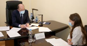 Глава республики возобновил личный прием граждан Глава республики возобновил личный прием граждан