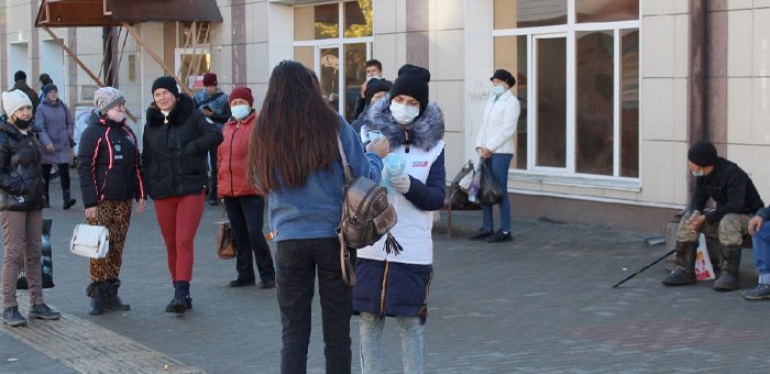 В Горно-Алтайске прошел пикет «Остановим вторую волну Covid-19»