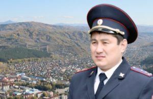 «Народным участковым» Республики Алтай стал Эрчим Емегенов «Народным участковым» Республики Алтай стал Эрчим Емегенов