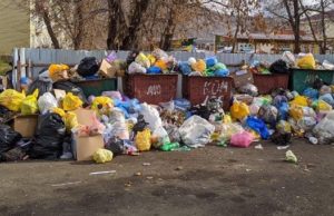 Глава администрации прокомментировала ситуацию с уборкой и вывозом мусора в Горно-Алтайске Глава администрации прокомментировала ситуацию с уборкой и вывозом мусора в Горно-Алтайске