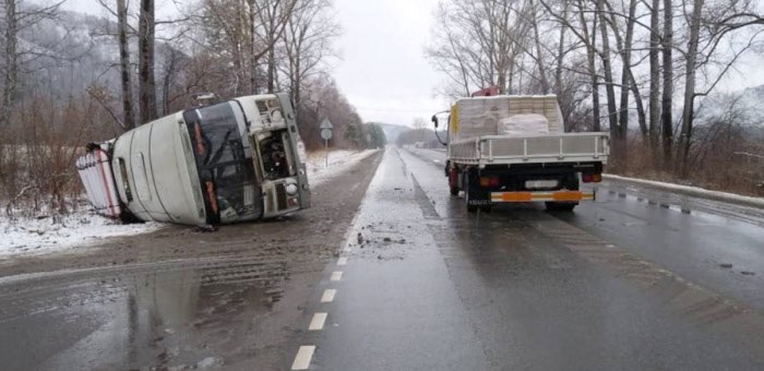 Авария с автобусом около Соузги: в МВД считают, что в ДТП виноват водитель грузовика