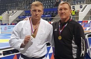 Андрей Томчук завоевал золото чемпионата Сибири по дзюдо Андрей Томчук завоевал золото чемпионата Сибири по дзюдо