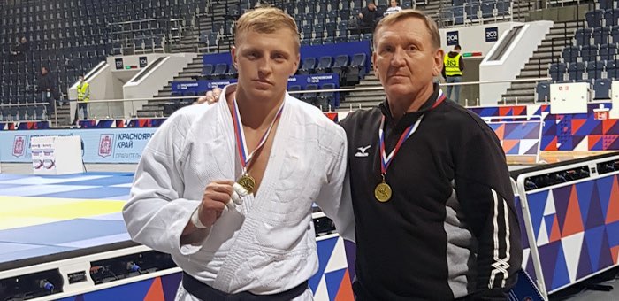 Андрей Томчук завоевал золото чемпионата Сибири по дзюдо