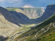 Трое мужчин обворовали турбазы в Чулышманской долине