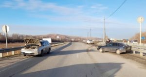 24-летняя горожанка не справилась с управлением и устроила ДТП на Чуйском тракте 24-летняя горожанка не справилась с управлением и устроила ДТП на Чуйском тракте