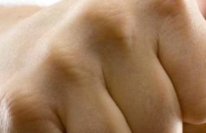 «Знакомство с родителями» закончилось открытым переломом носа «Знакомство с родителями» закончилось открытым переломом носа