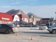 В Усть-Кане среди бела дня сбили женщину, она госпитализирована