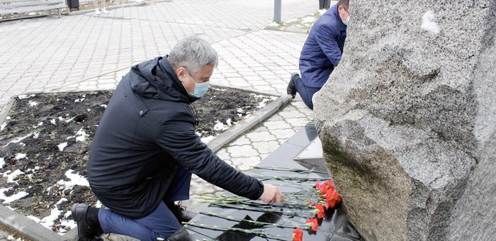 На Алтае почтили память жертв политических репрессий