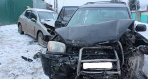 В результате столкновения автомобилей под управлением женщин пострадал ребенок В результате столкновения автомобилей под управлением женщин пострадал ребенок
