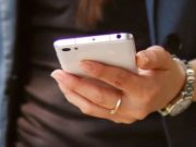 Женщина установила на смартфон «уникальное приложение» и потеряла 188 тысяч рублей Женщина установила на смартфон «уникальное приложение» и потеряла 188 тысяч рублей