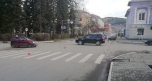 Три пешехода за один день попали под колеса в Горно-Алтайске, госпитализирован ребенок