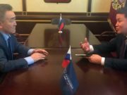 И. о. президента Киргизии провел рабочую встречу с Иваном Белековым И. о. президента Киргизии провел рабочую встречу с Иваном Белековым