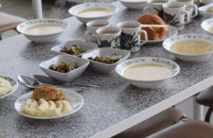 «Чужих детей не бывает». ОНФ помог детям из соседнего региона бесплатно питаться в Республике Алтай «Чужих детей не бывает». ОНФ помог детям из соседнего региона бесплатно питаться в Республике Алтай