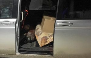 «Затарился» на Новый год: полицейские изъяли у мужчины 80 бутылок безакцизной водки