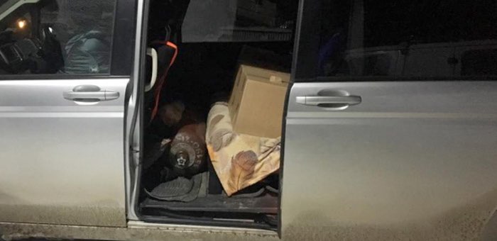 «Затарился» на Новый год: полицейские изъяли у мужчины 80 бутылок безакцизной водки
