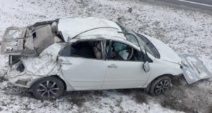 Нетрезвый водитель перевернулся на Чуйском тракте на Toyota Corolla