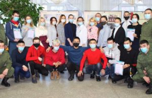 Пограничники поддержали студентов-кинологов