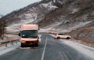 Лобовое столкновение на Чуйском тракте: госпитализированы женщина и маленький ребенок
