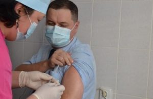 В Республике Алтай от коронавируса привились уже 563 человека В Республике Алтай от коронавируса привились уже 563 человека