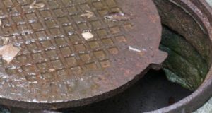 Майминские подростки сдали на металлолом крышки люков водонапорных шахт Майминские подростки сдали на металлолом крышки люков водонапорных шахт