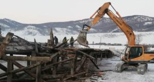 Дорожники восстанавливают два аварийных моста