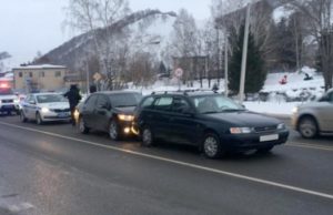 Нетрезвый майминец сел за руль и совершил ДТП Нетрезвый майминец сел за руль и совершил ДТП