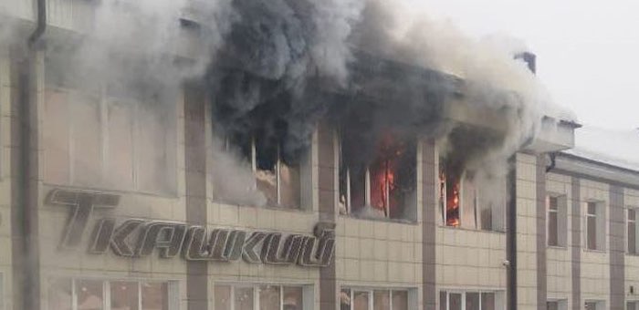 Пожар в торговом центре «Ткацкий-1» (информация обновляется)