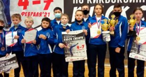 Три спортсмена с Алтая стали чемпионами Кубка Сибири по кикбоксингу