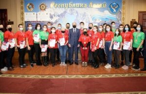 Олег Хорохордин встретился с победителями чемпионата «Молодые профессионалы» Олег Хорохордин встретился с победителями чемпионата «Молодые профессионалы»