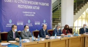 Первое заседание Совета по стратегическому развитию республики посвятили туризму Первое заседание Совета по стратегическому развитию Республики Алтай посвятили туризму