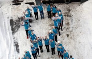 Флешмоб в поддержку онкобольных прошел в Горно-Алтайске Флешмоб в поддержку онкобольных прошел в Горно-Алтайске