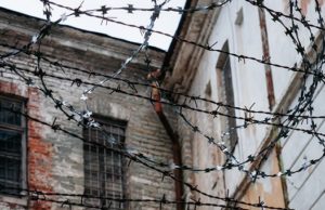 Бийчанин, покалечивший двух жителей Усть-Коксы, отправится в колонию строгого режима Бийчанин, покалечивший двух жителей Усть-Коксы, отправится в колонию строгого режима